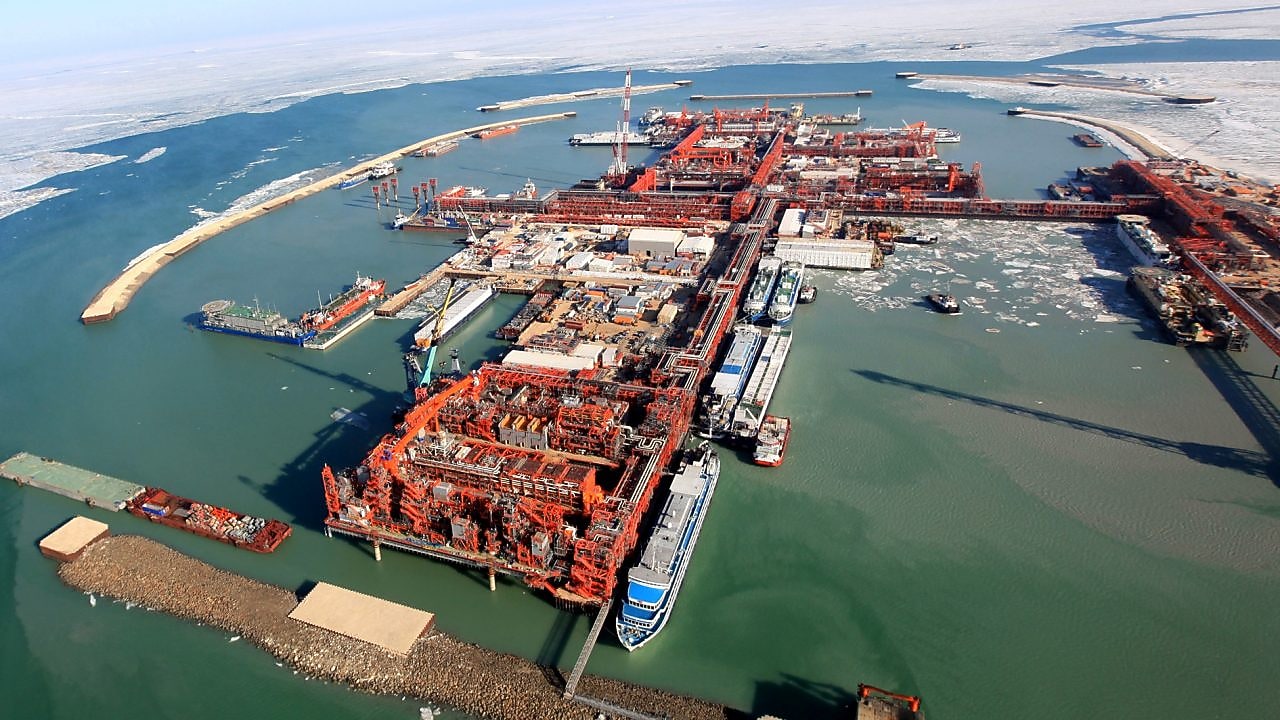 offshore platform in Caspian see